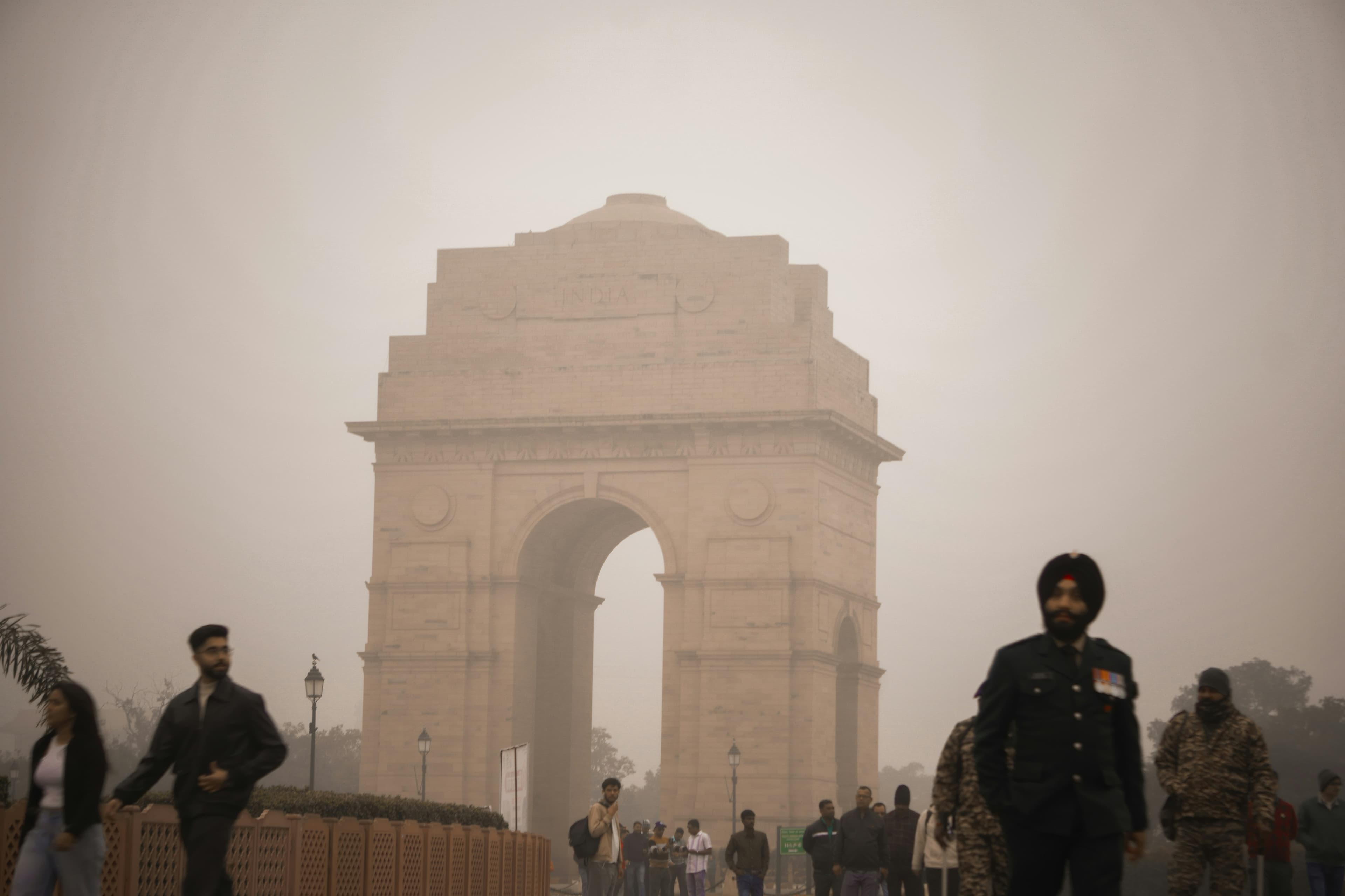 Integrating climate, air, and health goals: the impact of efficient cooling policies in India